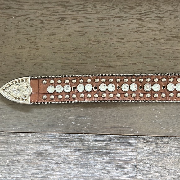 Faux Alligator Western Bling Belt - Picture 6 of 7
